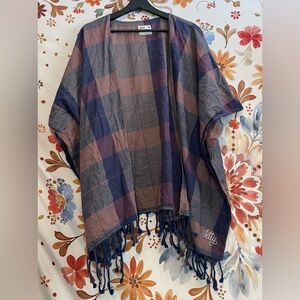 Jetty Dark Plaid Fall Spring Preppy Sleeved Shawl Kimono Soft Comfy OSFM Winter